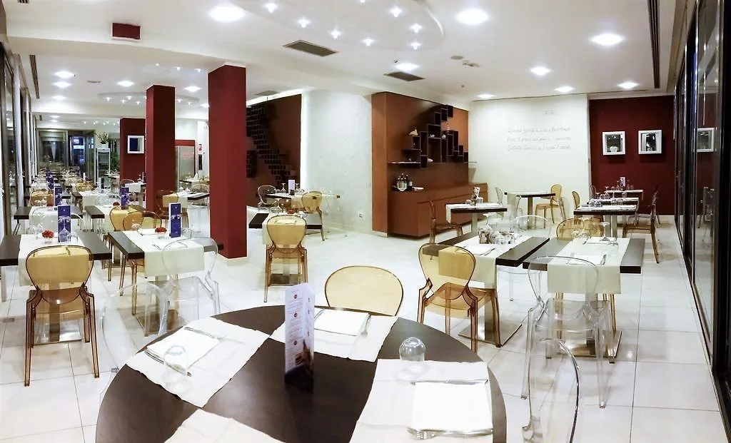 Отель Terminal Palace & Spa Римини